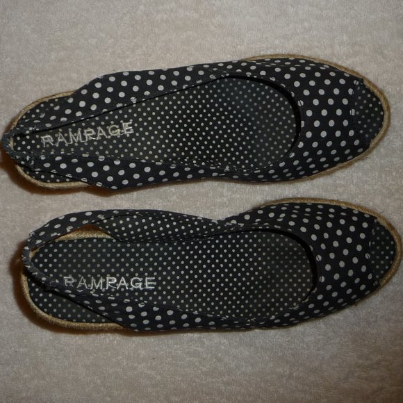 Rampage Vintage-Style Polka Dots Peep-toe 3-in Wedge, Size 6 - Picture 4 of 7